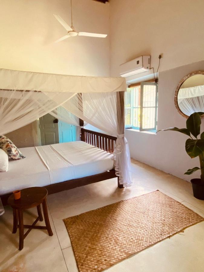 Cafe Ceylon Bed & Breakfast Koggala Ngoại thất bức ảnh